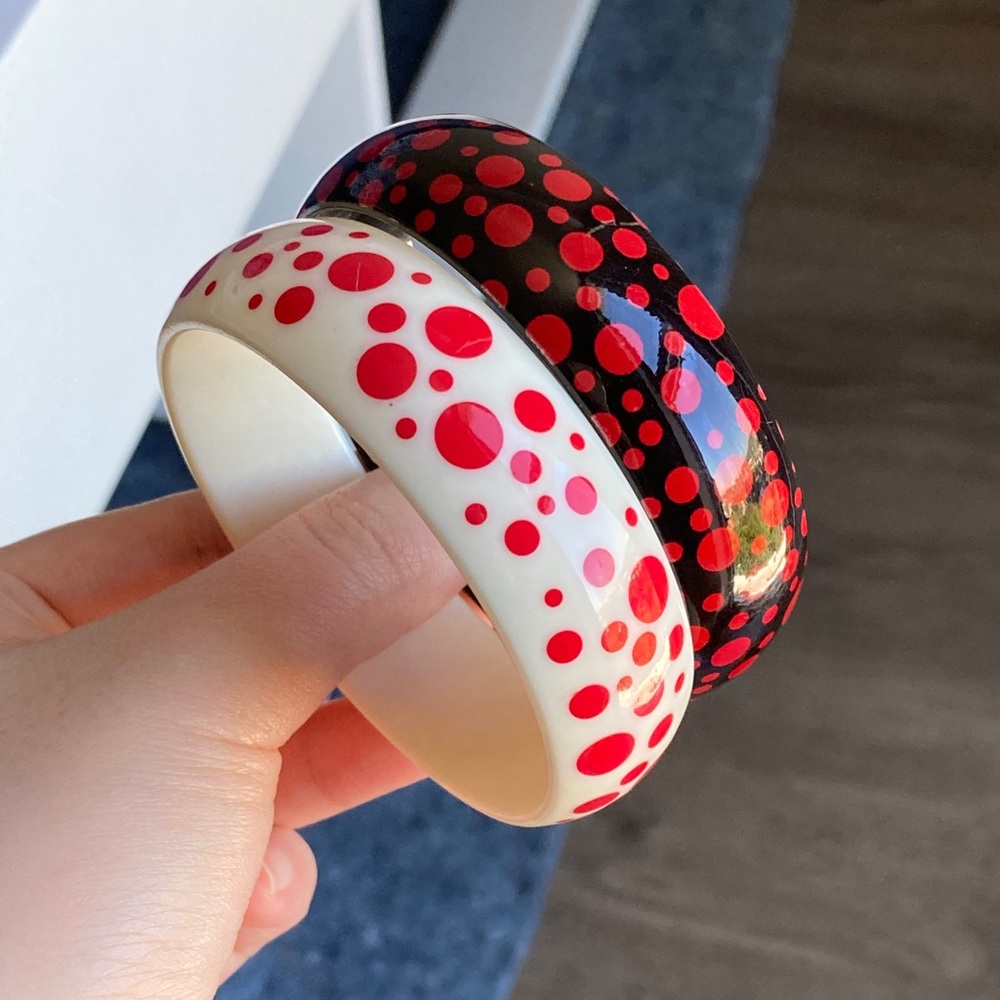 Lot Of 2 Vintage Polka Dot Lucite Plastic Bangle Bracelets